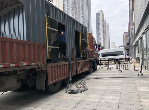 临高冷却液不足的情况下如何检查柴油发电机组？